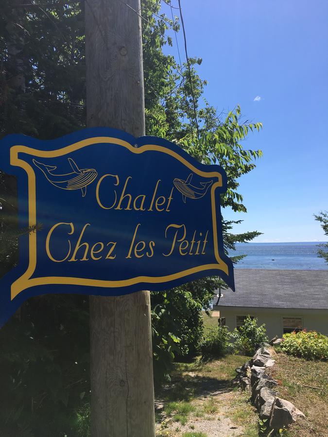 Chalet Chez Les Petit Grandes-Bergeronnes Eksteriør bilde